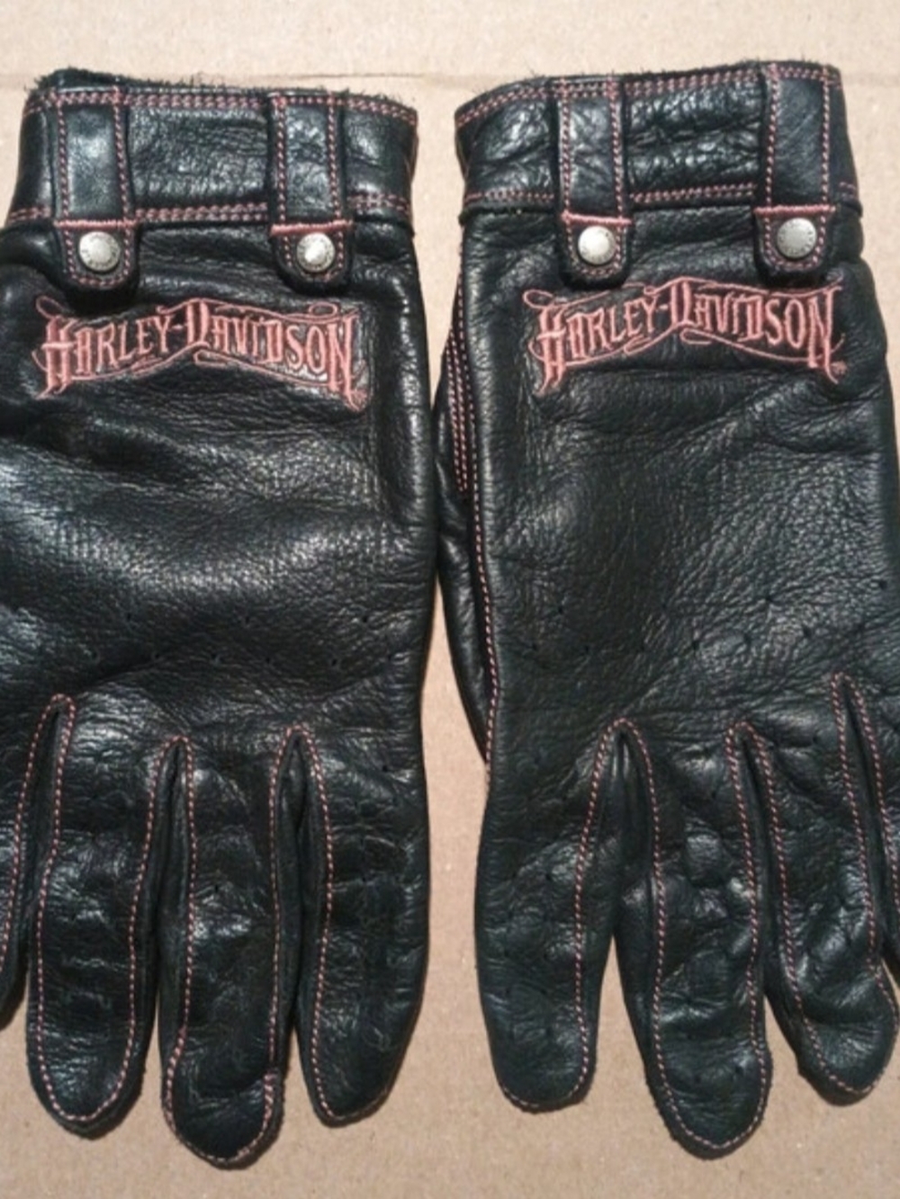 Women's Harley-Davidson Black Leather Riding Gloves with Pink Accents